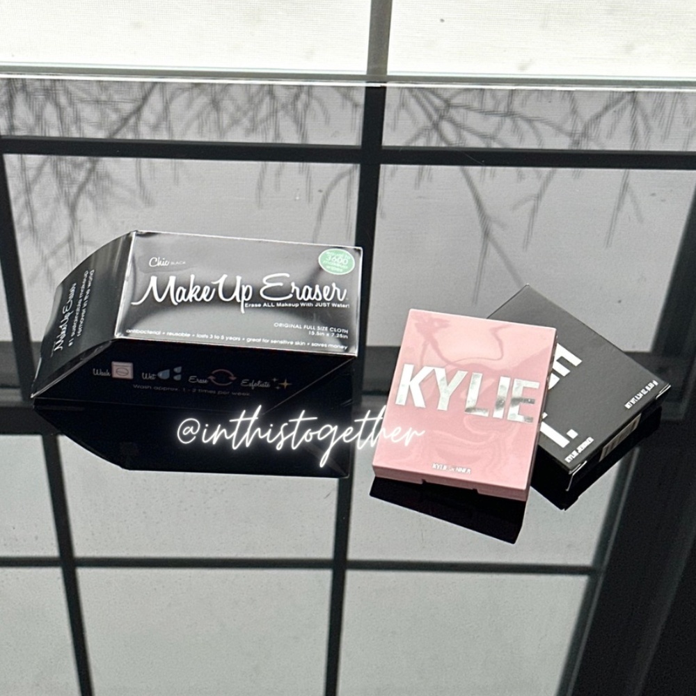 MAKEUP ERASER + Kylie Pressed Illuminating Powder Ice Me Out